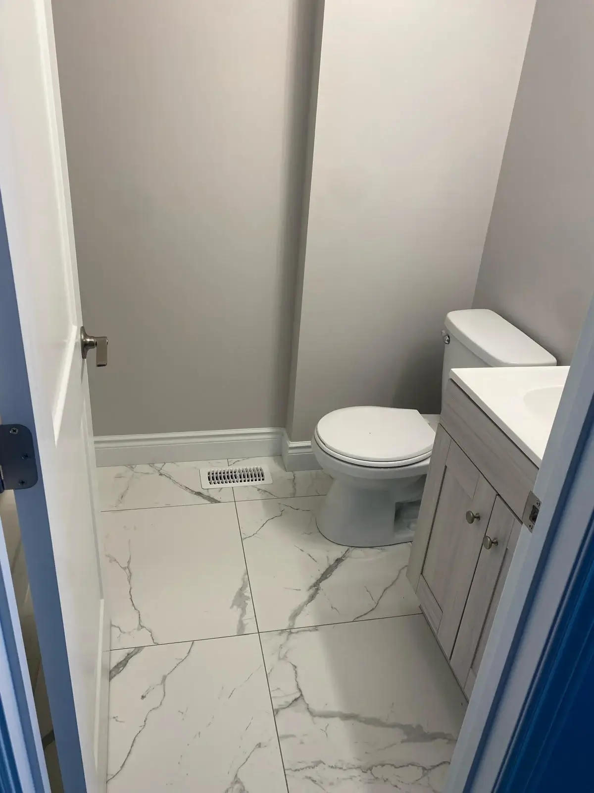 Contemporary bathroom remodeling